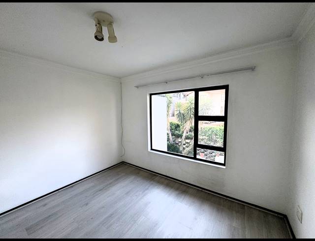 2 BEDROOM APARTMENT FOR SALE IN LINKSFIELD RIDGE